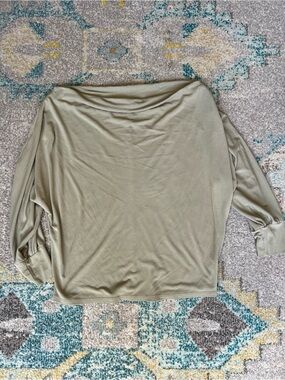 eesome Olive Green Boatneck Dolman Shirt